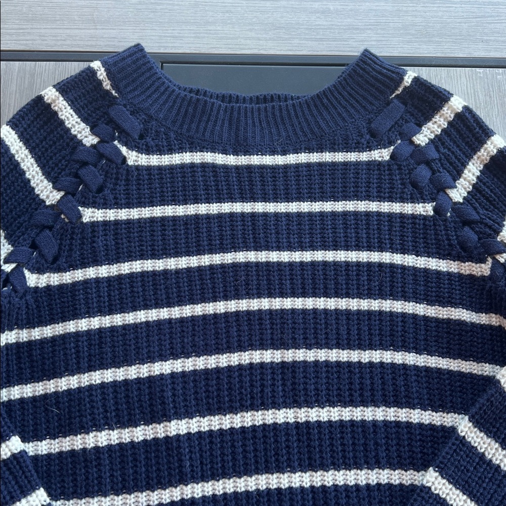 Sweater - Picture 2 of 2